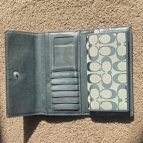 COACH WALLET - Picture 3 of 5